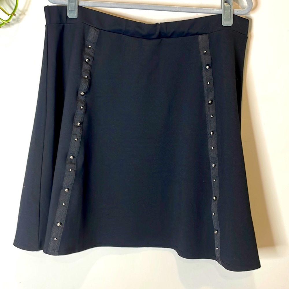 🍂 Size 18 A-Line Contemporary Black Skirt